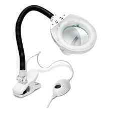 Lente di ingrandimento new arrivals con luce da tavolo