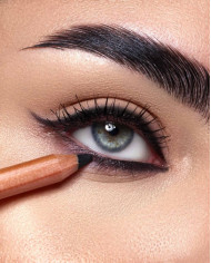 ASTRA PURE BEAUTY EYE PENCIL  0001 BLACK