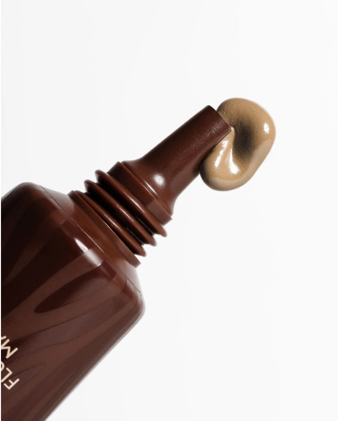 ASTRA SUN MAJESTY LIQUID BRONZER 01 LIGHT FINISH