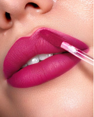 ASTRA CLOUD THERAPY LIP MOUSSE MAT FINISH 05