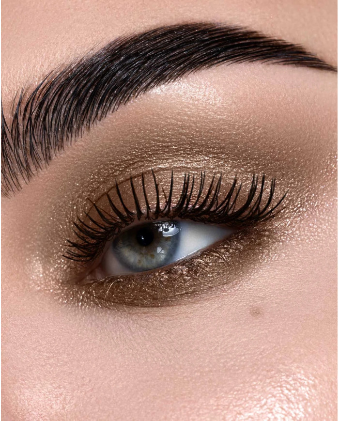 ASTRA NEO DRAMA EYESHADOW SHIMMER STICK STANDING02